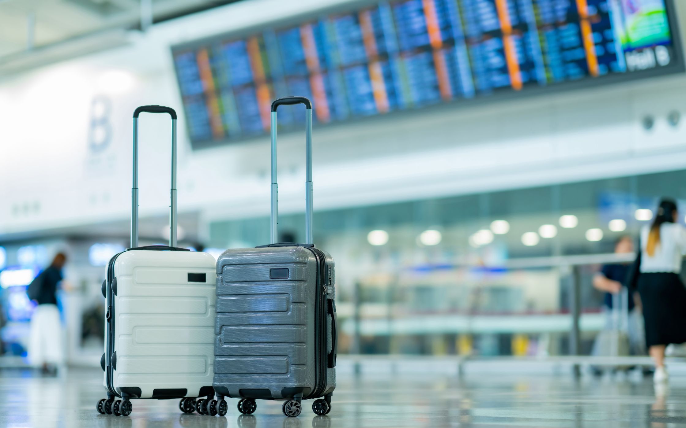 Experts reveal top tips to save up to £100 per person with carry on luggage