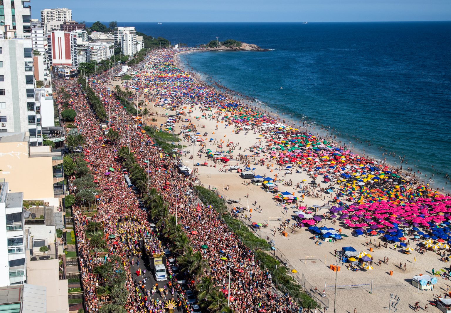 Four in ten Carnival tourists headed straight for Rio as Brazil logged 17% visitor surge