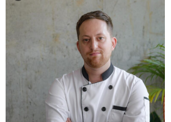 Gordon Ramsay Net Worth Revealed , How the Fiery Chef Built a $220 Million Empire Gordon Ramsay