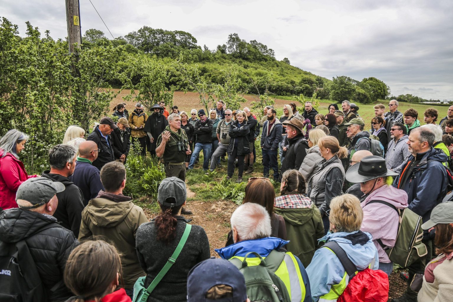 TV explorer Ray Mears picks Worcestershire orchards over ‘far corners of world’ in staycation push