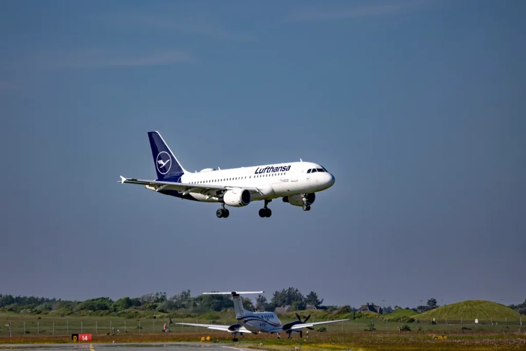 Delta Air Lines diversion and banned passenger case draw fresh scrutiny Delta Air Lines diversion banned passenger