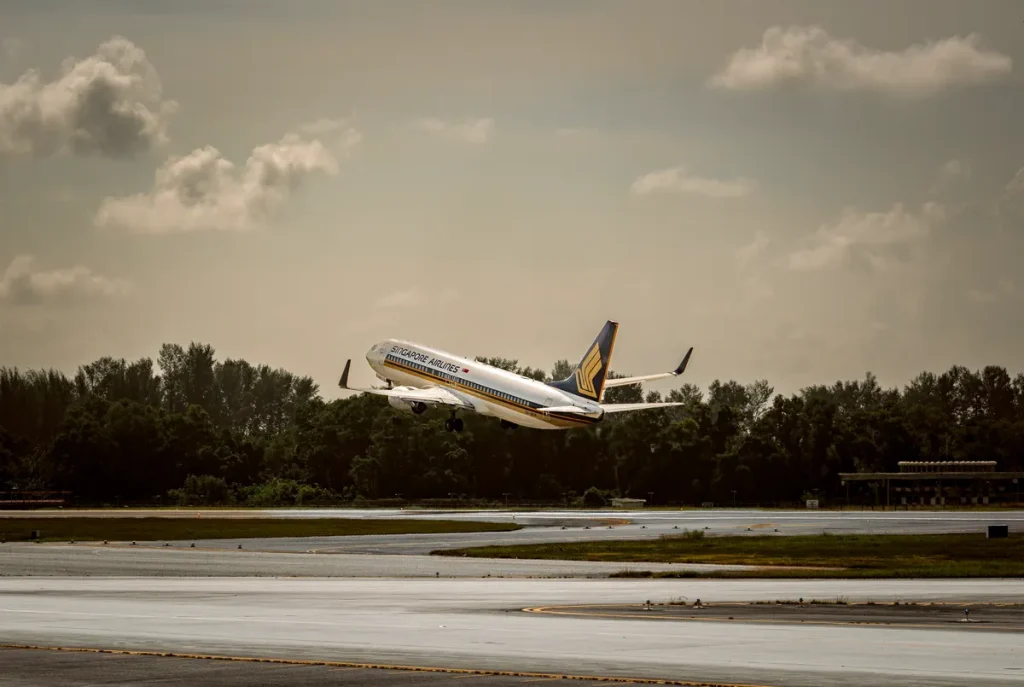 EU Air Passenger Rights 2027 Reform Passes by 646 Votes, Bringing 400% Rerouting Cover EU air passenger rights 2027