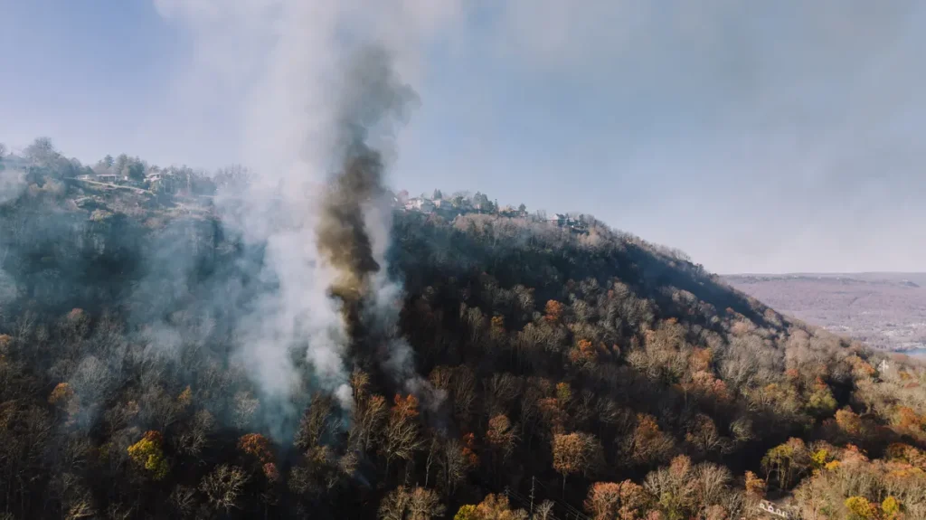 Reno Hawk Fire Evacuations Force Airport Closure and Hotel Fee Waivers Reno Hawk Fire evacuations