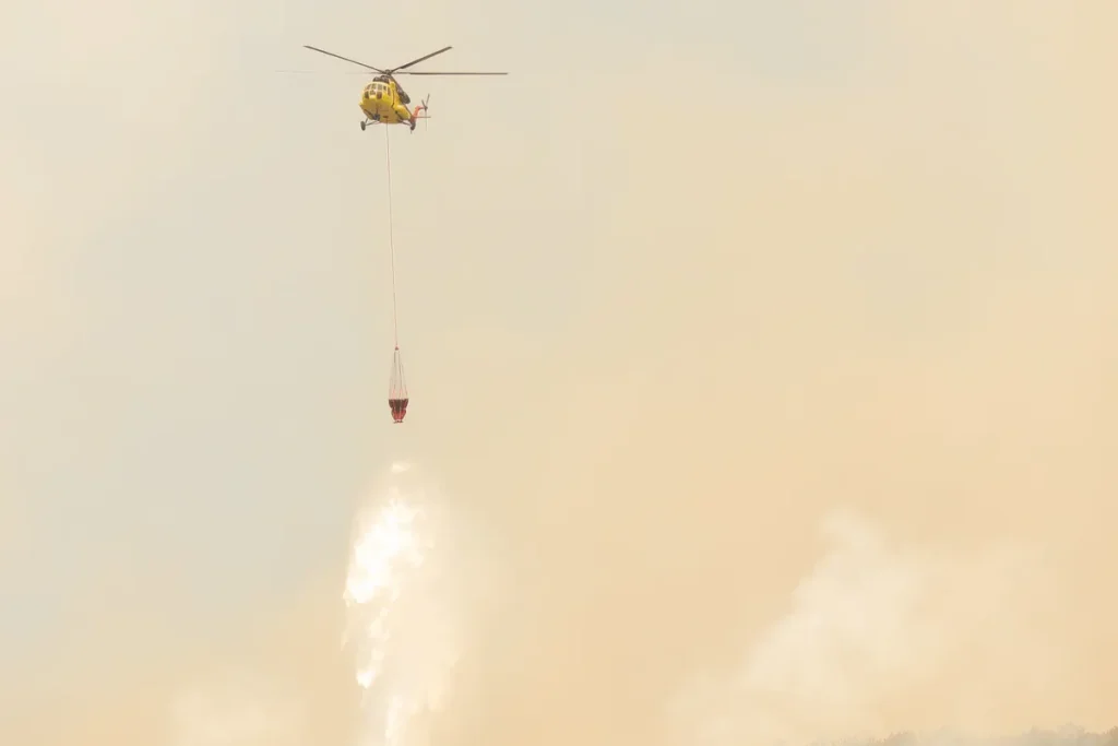 S-64 Skycrane Utah crash kills two pilots fighting Widemouth 2 Fire S-64 Skycrane Utah crash